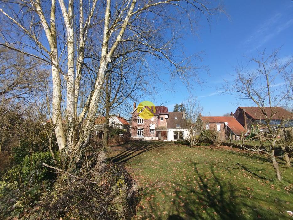  Grande maison bourgeoise au charme intemporel