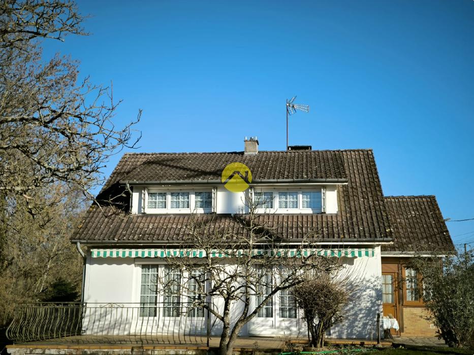 Maison d'habitation sur sous-sol