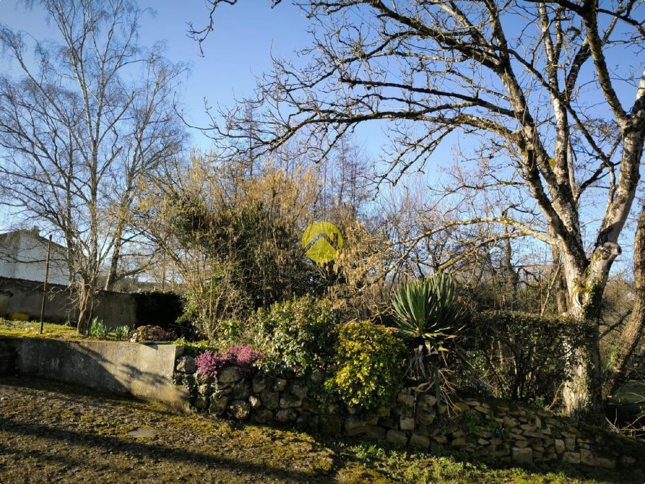 Maison d'habitation sur sous-sol