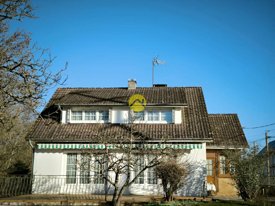 Maison d'habitation sur sous-sol