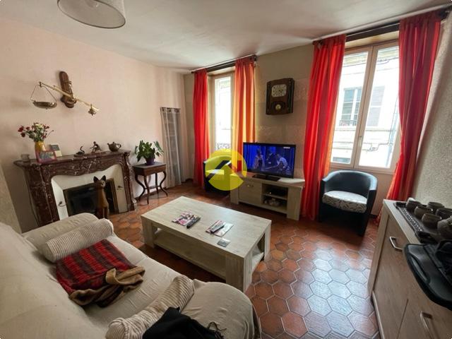 APPARTEMENT HYPER CENTRE