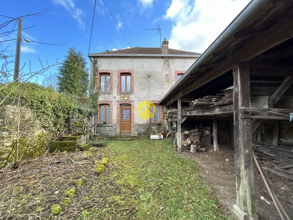 MAISON DE VILLAGE