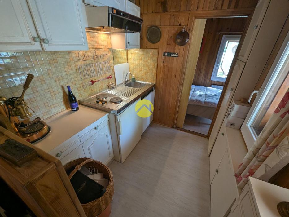 Maison  en bois avec piscine