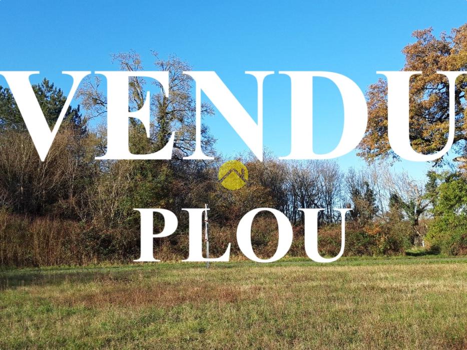 TERRAIN CONSTRUCTIBLE 1560 M2