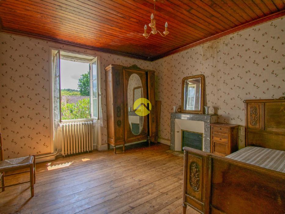 Maison avec cachet à Rénover