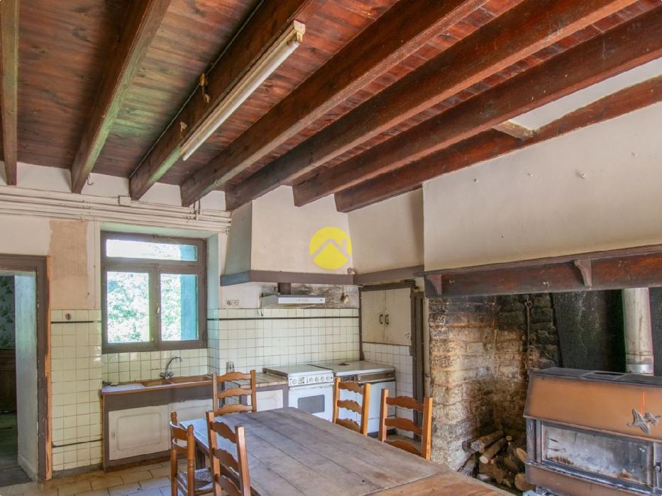 Maison avec cachet à Rénover