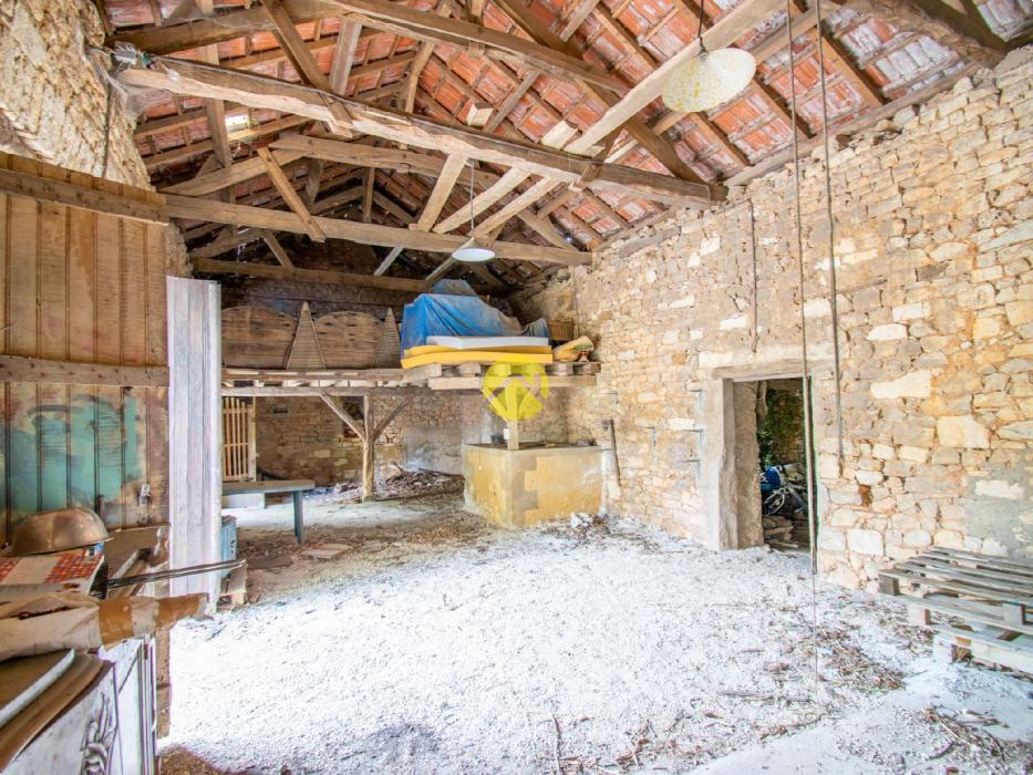 Maison avec cachet à Rénover