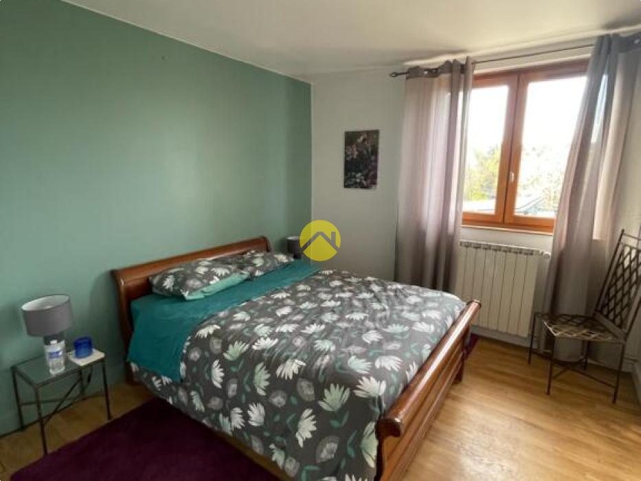ensemble de deux maisons d'habitati