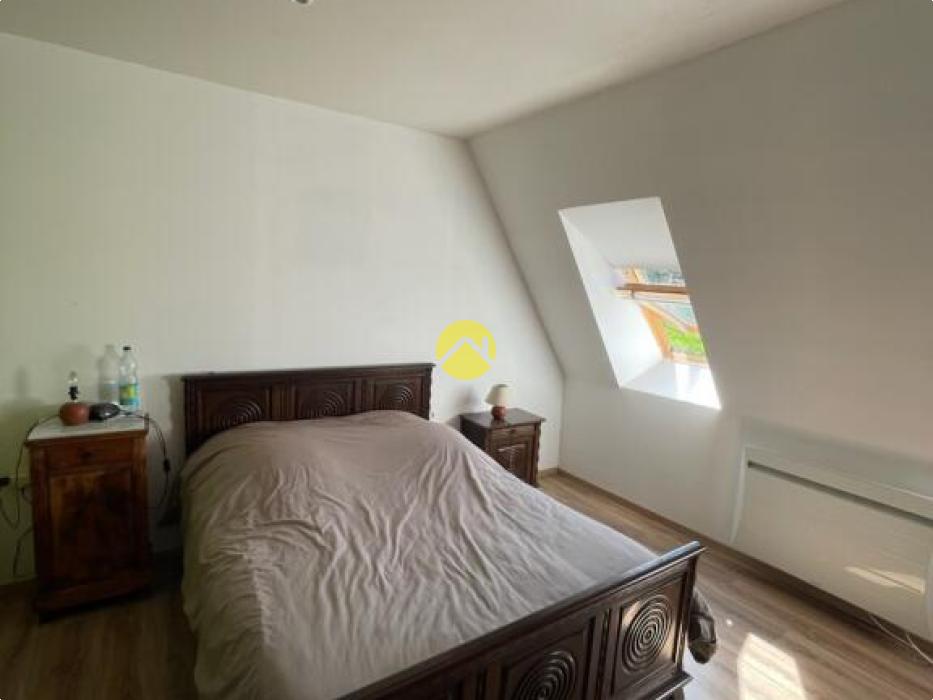 ensemble de deux maisons d'habitati