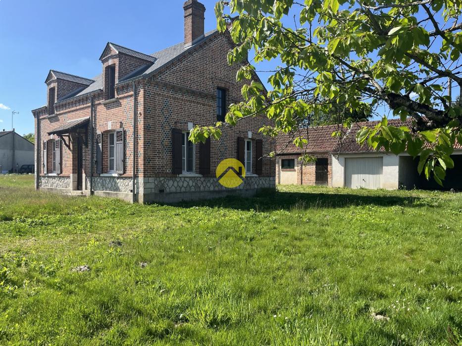 SUPERBE MAISON SOLOGNOTE EN BRIQUES