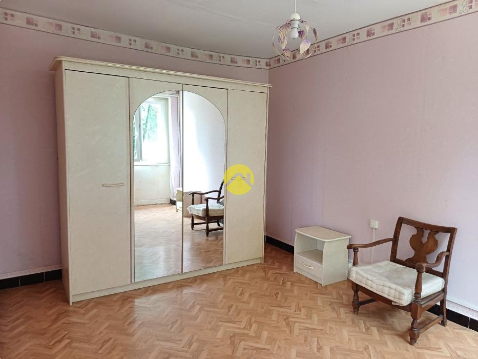 LONGERE - Terrain 7000 M2 (Rare)
