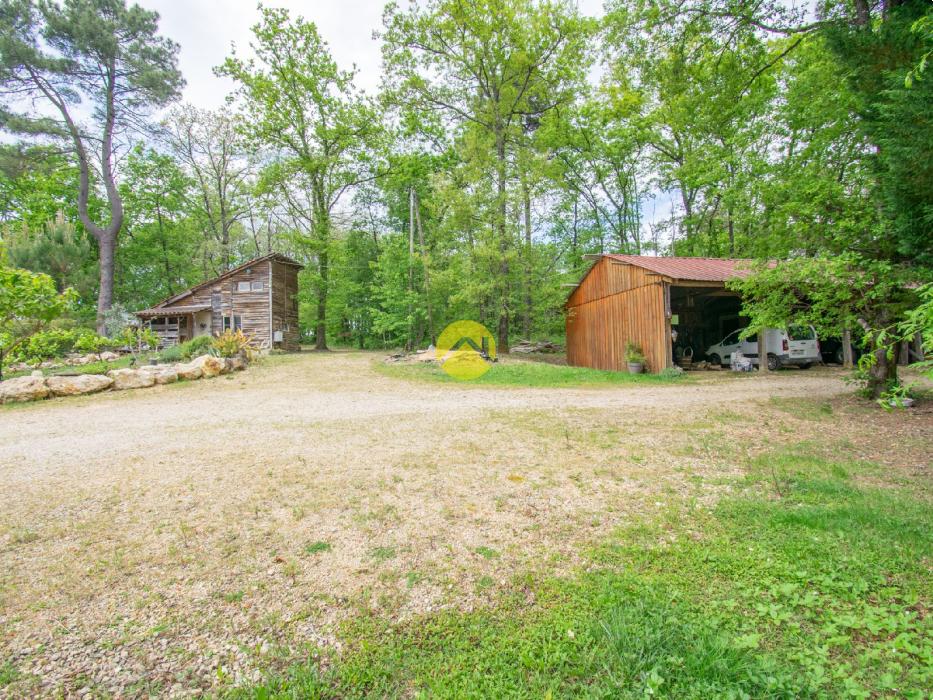 Magnifique maison sur 2.7Ha
