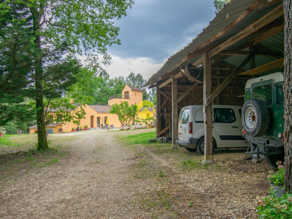 Magnifique maison sur 2.7Ha