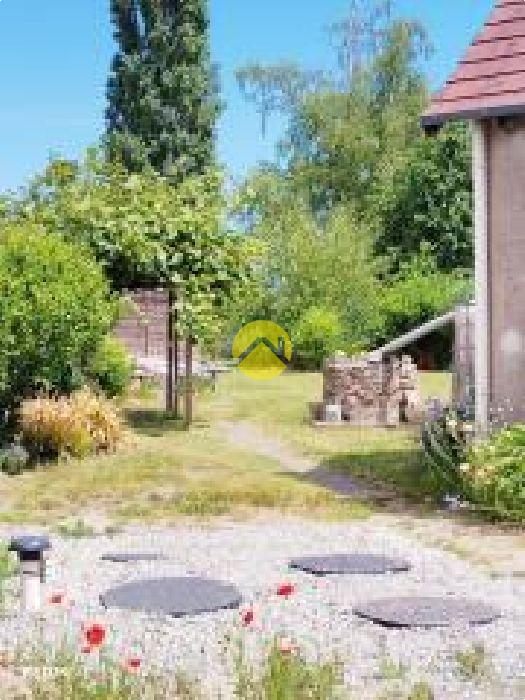 maison bord de route