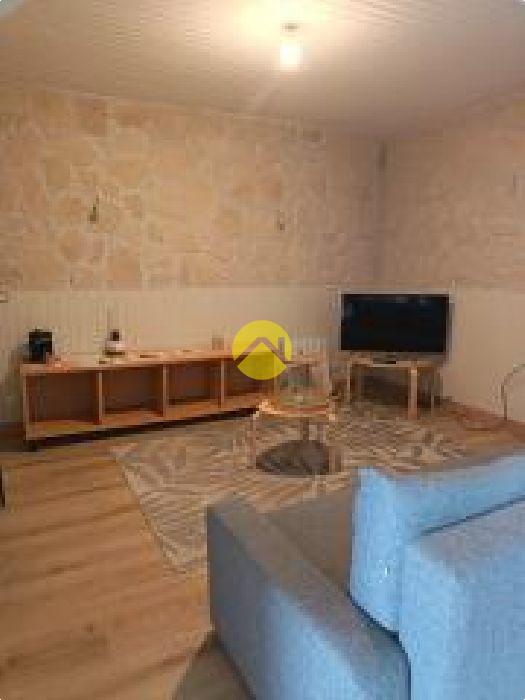maison bord de route