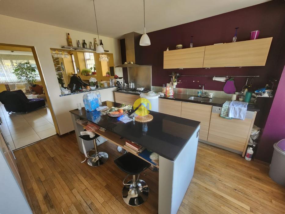 APPARTEMENT AVEC TERRASSE