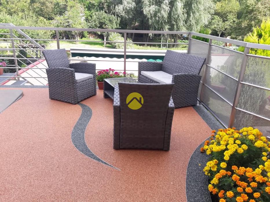 APPARTEMENT AVEC TERRASSE
