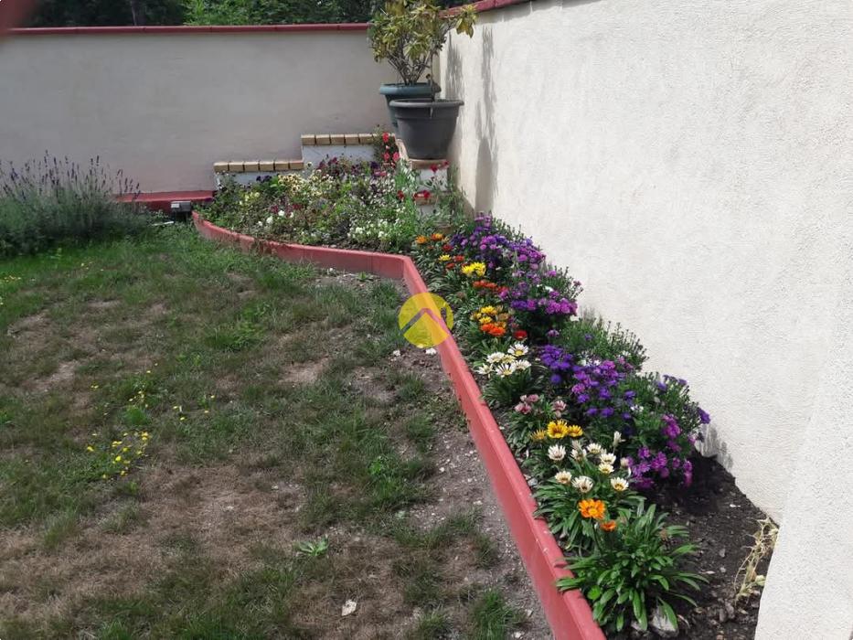 APPARTEMENT AVEC TERRASSE