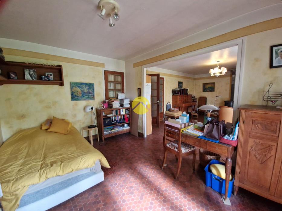 MAISON DE MAÎTRE AVEC GRAND PARC 