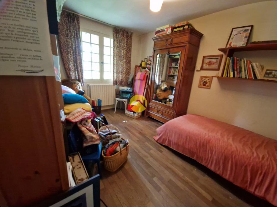 MAISON DE MAÎTRE AVEC GRAND PARC 