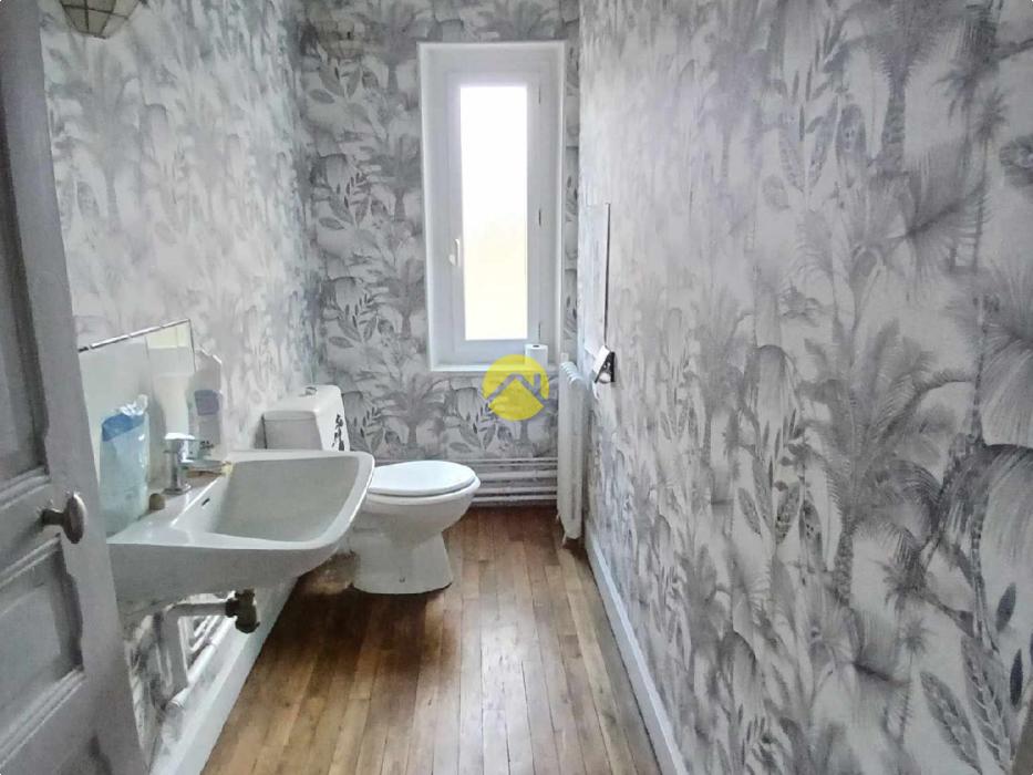 Maison 5 chbres + Studio