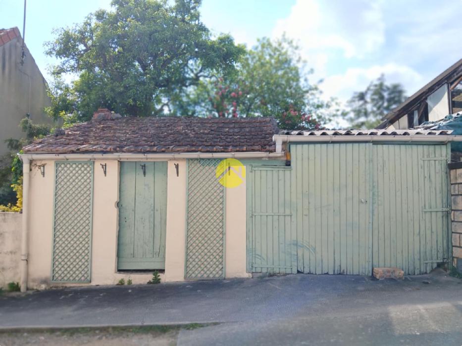 Maison T3  plain-pied à rénover