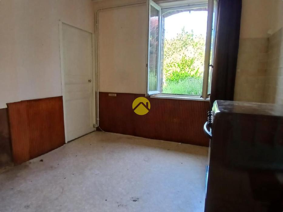 Maison T3  plain-pied à rénover