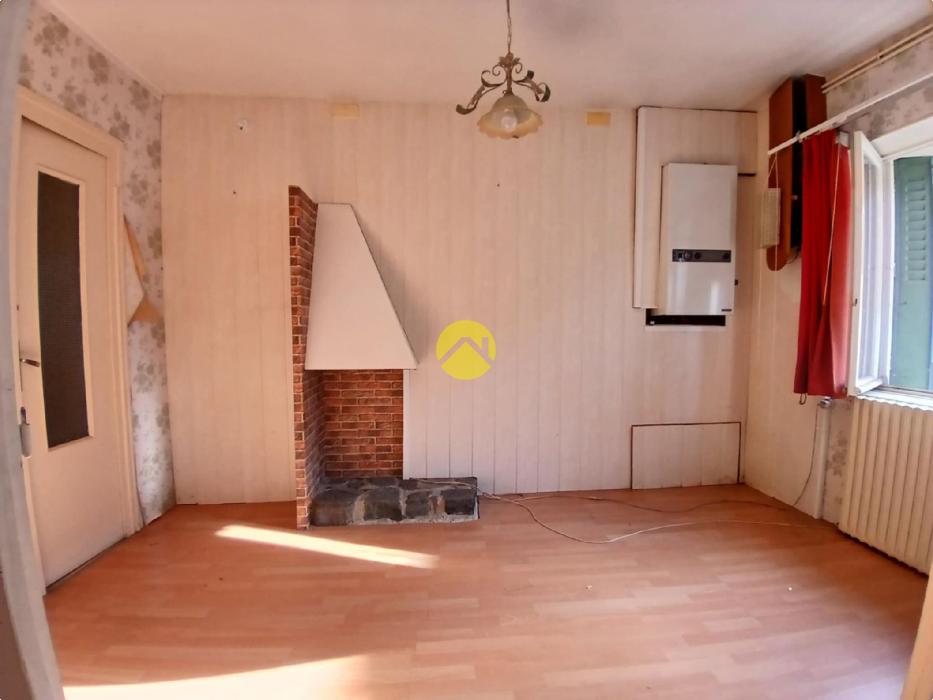 Maison T3  plain-pied à rénover