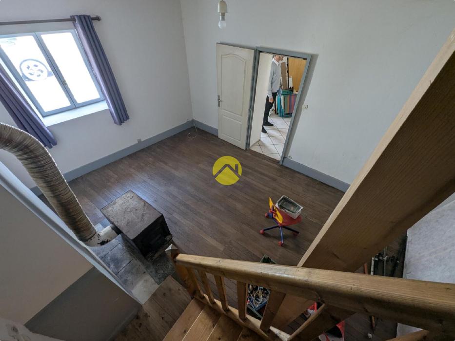 Maison de bourg.Potentiel 150m2