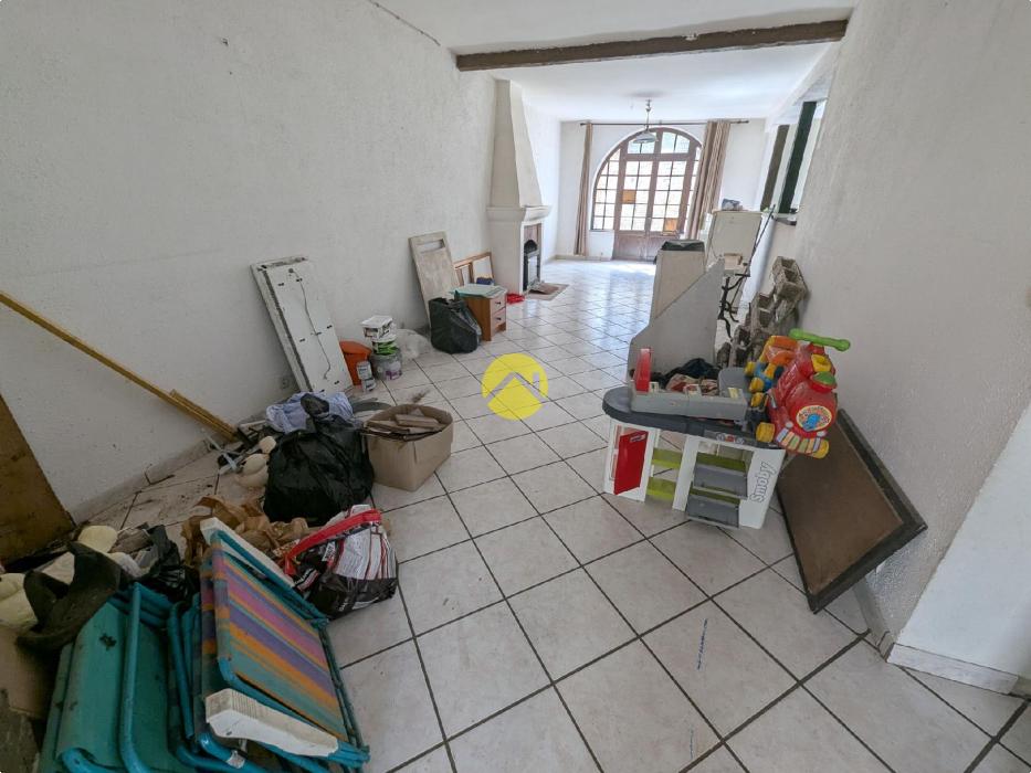 Maison de bourg.Potentiel 150m2
