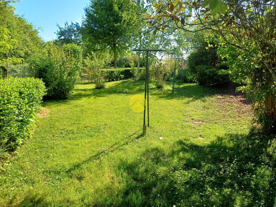 CHARMANTE MAISON A LA CAMPAGNE