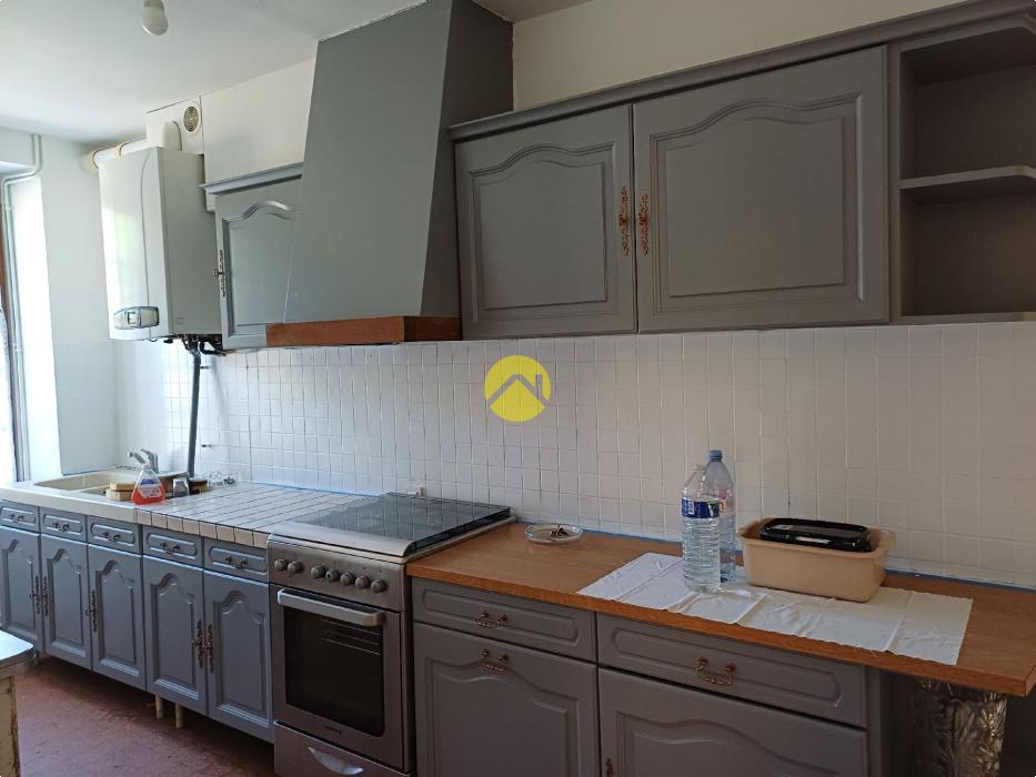 CHARMANTE MAISON A LA CAMPAGNE