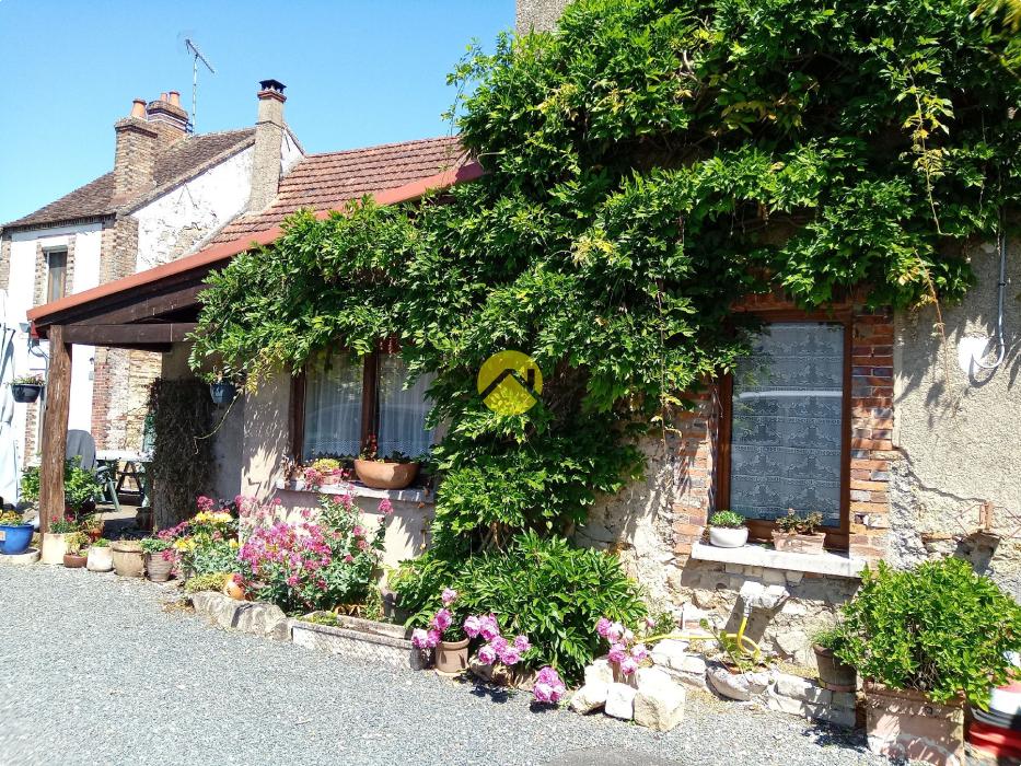 AU COEUR DU VILLAGE
