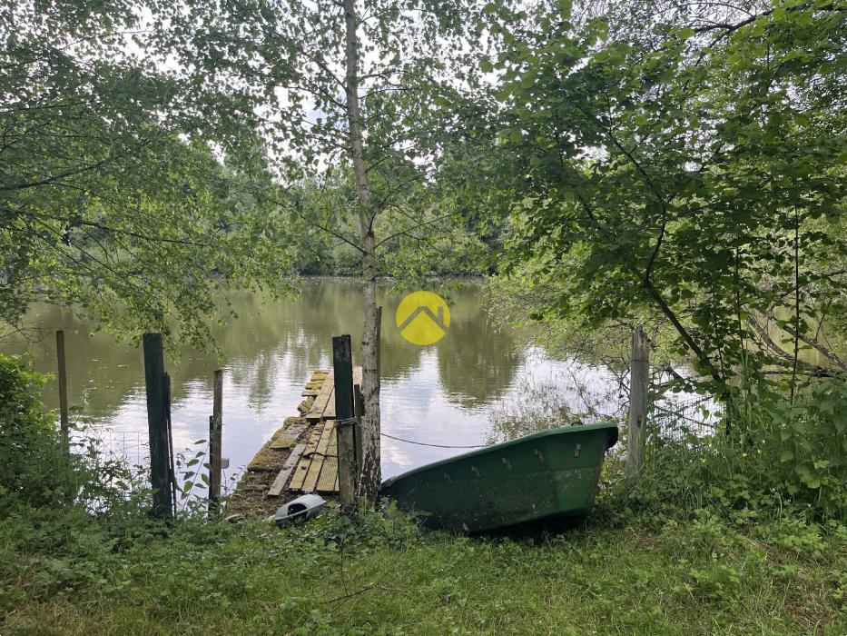 PROPRIETE SUR 2HA - ETANG - MAISON 