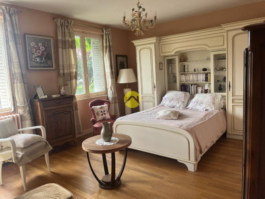 PROPRIETE SUR 2.600HA AVEC ETANG