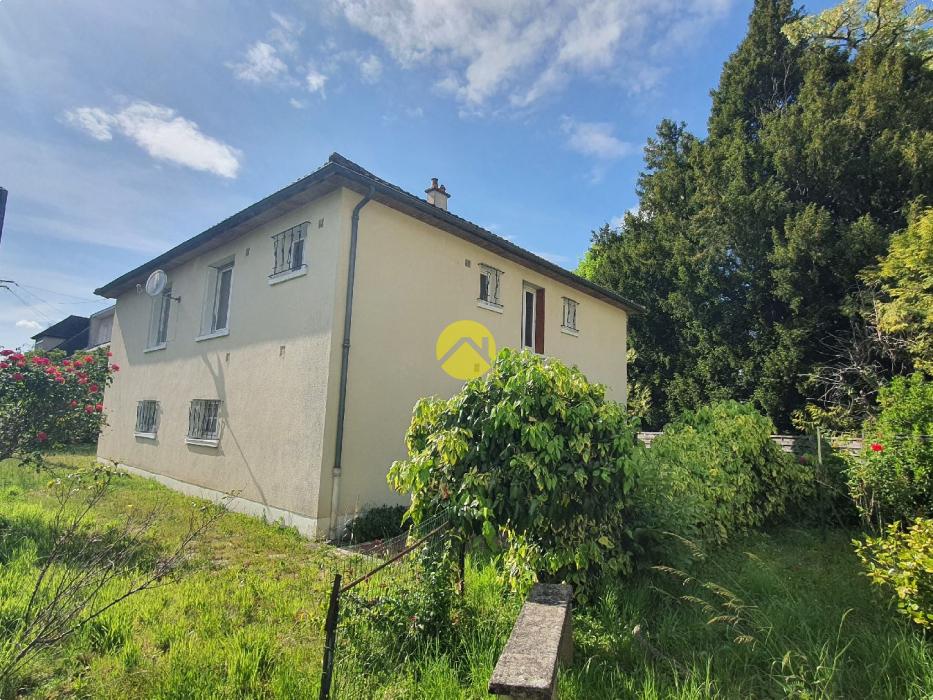 maison dans bourg thermal