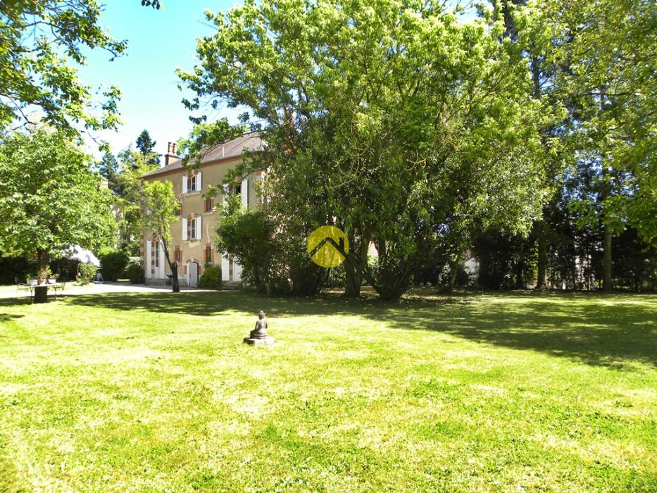 ENSEMBLE IMMOBILIER D'EXCEPTION