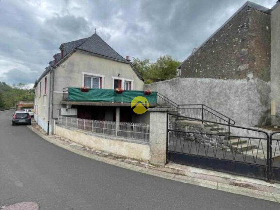 Maison avec 3 appartements