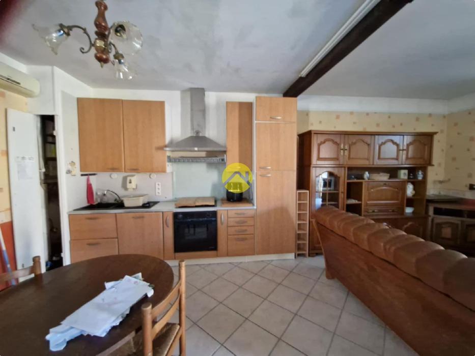 MAISON A FINIR DE RESTAURER 