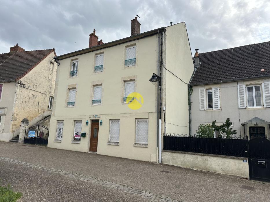 IMMEUBLE 3 LOGEMENTS AVEC TERRAIN
