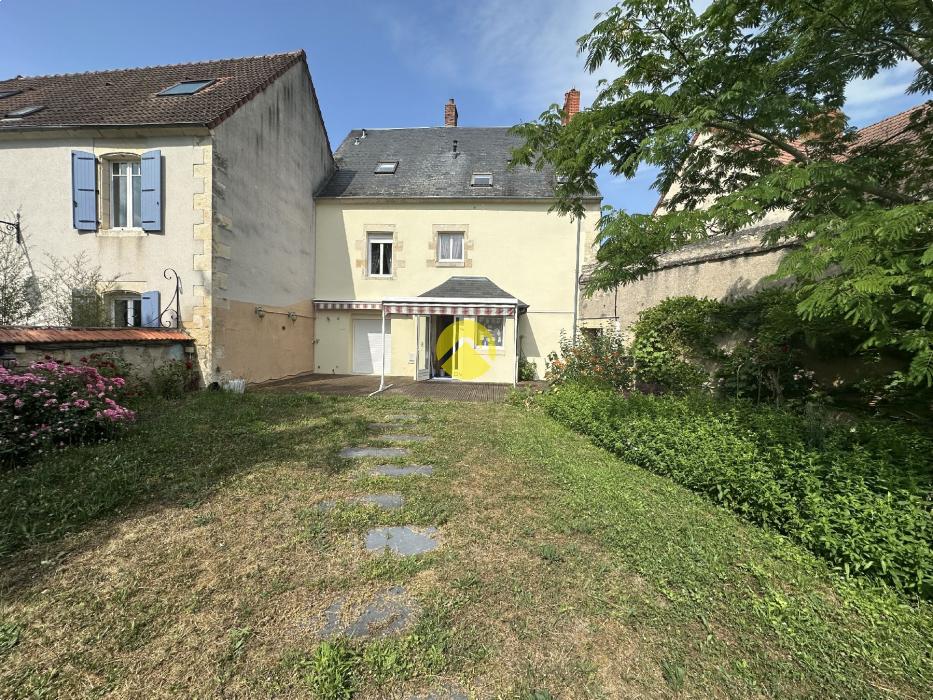 IMMEUBLE 3 LOGEMENTS AVEC TERRAIN