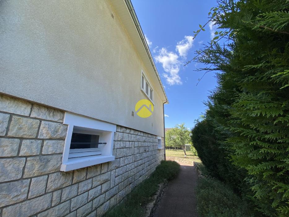 MAISON 80 m² 3 CHAMBRES