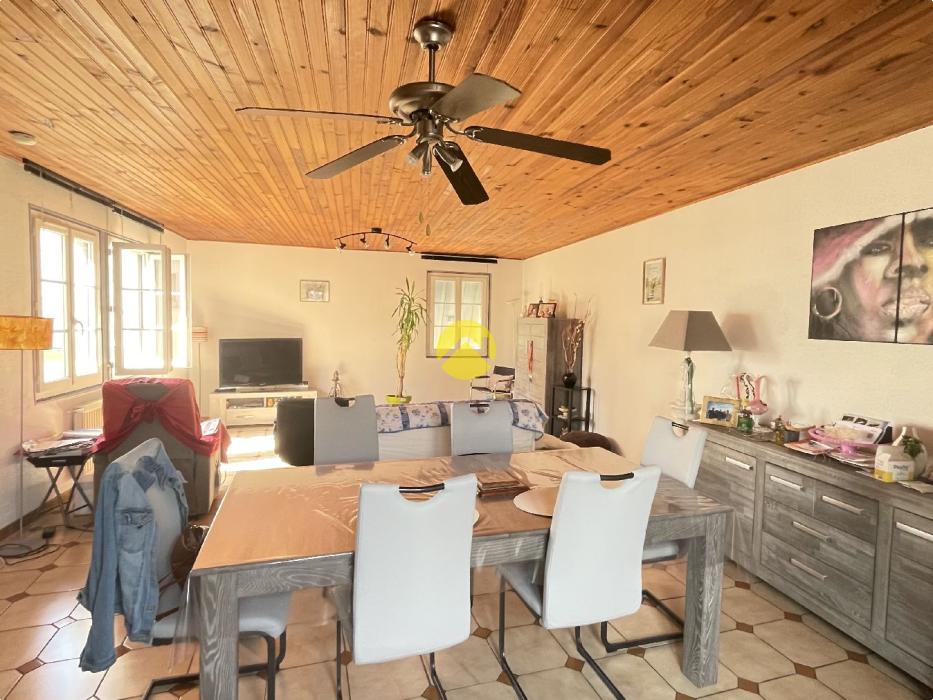 APPARTEMENT AVEC GARAGE