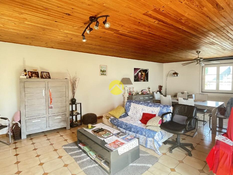 APPARTEMENT AVEC GARAGE