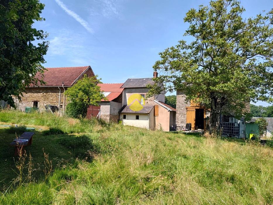 rare ensemble immobiler sur 8836m²