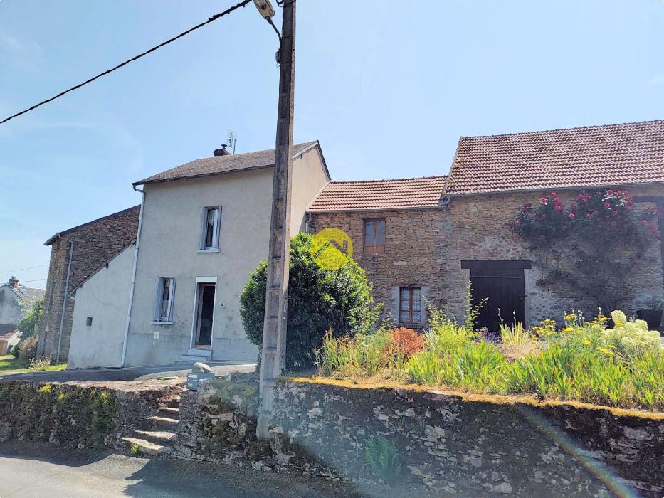 rare ensemble immobiler sur 8836m²