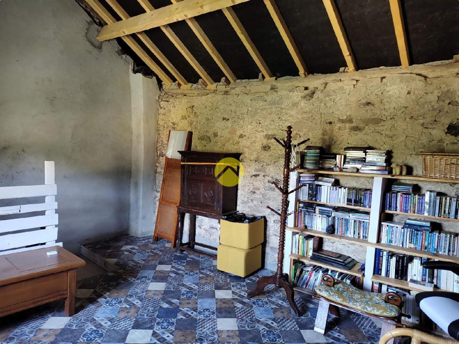 rare ensemble immobiler sur 8836m²