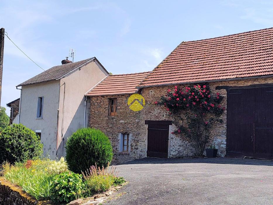 rare ensemble immobiler sur 8836m²