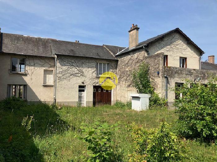Vaste maison de ville
