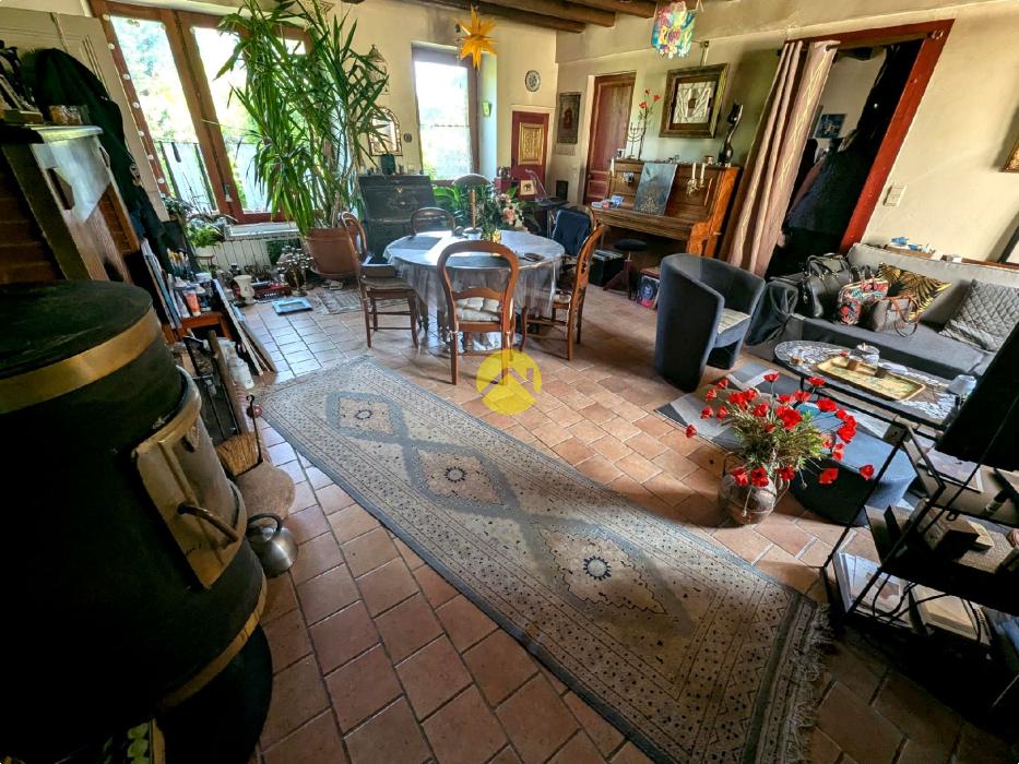 Longère en pierre 185m² sur 3.000m²